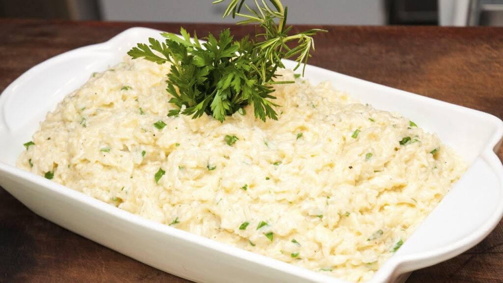 Arroz Cremoso de Queijo com Curry e Cúrcuma: Uma Deliciosa Explosão de Sabores