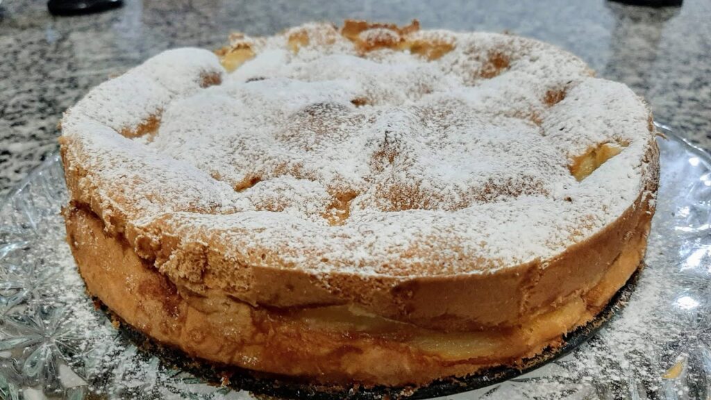 Bolo de Maçã: Um Abraço Acolhedor em Forma de Sobremesa